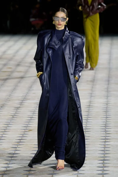 Look 6